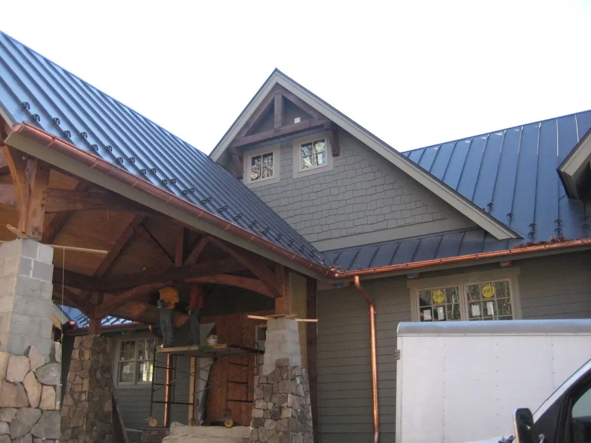 Craftsman Roofing team delivering quality roofing work in Sunnybrook
